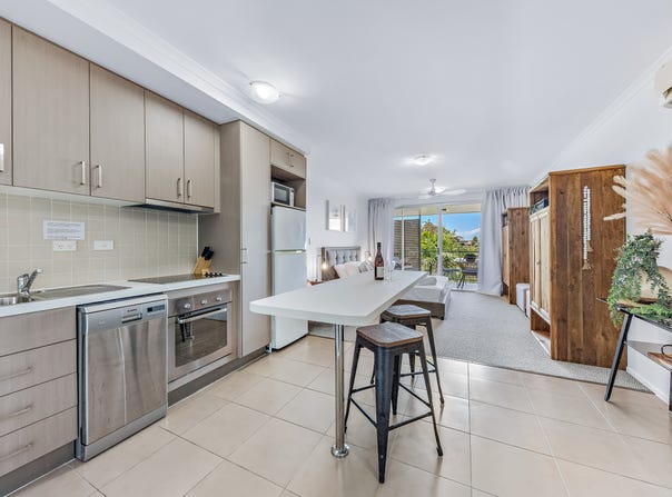 11/14 Waterson Way, Airlie Beach, Qld 4802