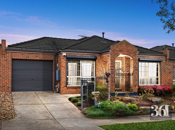2/4  Albert Place, Hoppers Crossing, Vic 3029