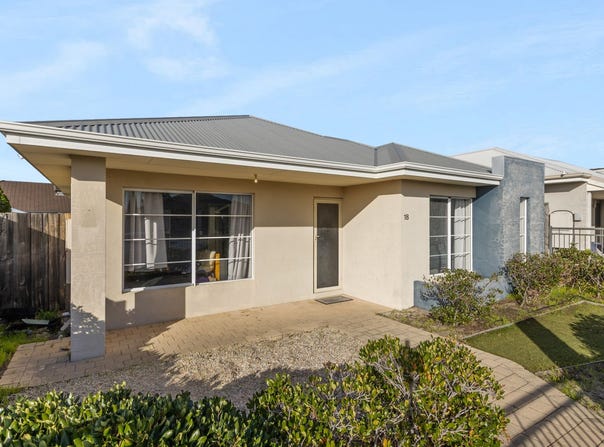 18 Birchmore Gardens, Ellenbrook, WA 6069