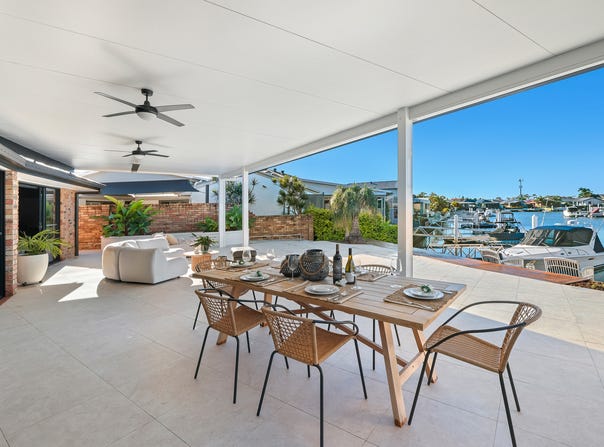 4 Cockleshell Court, Runaway Bay, Qld 4216