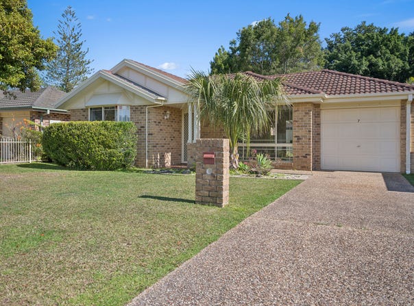 7 Noreena Place, Boambee East, NSW 2452