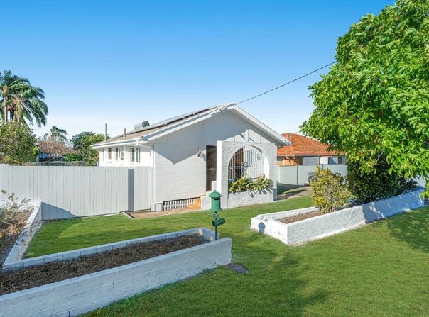 53 Gwynne Street, Wynnum West, Qld 4178