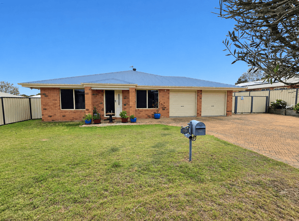 10 Matthew Court, Crows Nest, Qld 4355