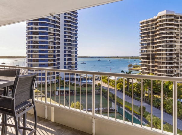 27/21 Bayview Street, Runaway Bay, Qld 4216