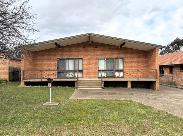 8 Kiparra Drive, Berridale, NSW 2628