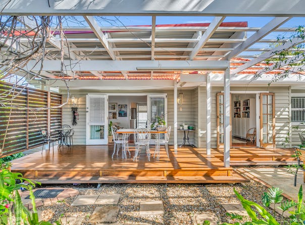 34 Hillsdon Road, Taringa, Qld 4068