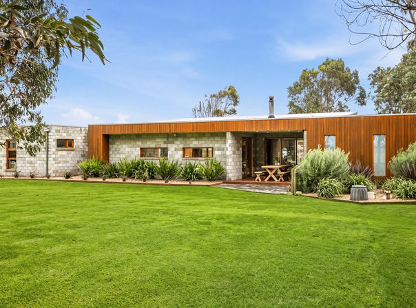 34 Model Lane, Port Fairy, Vic 3284