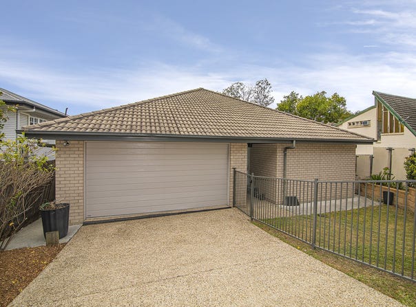 2 Greenview Street, Oxley, Qld 4075