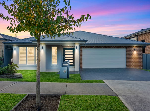 10 Randall Street, Glenmore Park, NSW 2745