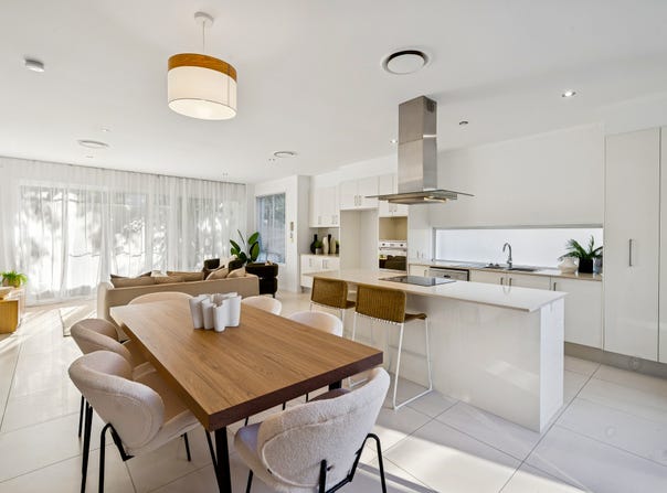 1/15 Andromeda Parade, Robina, Qld 4226