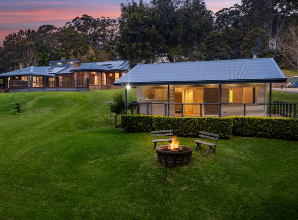 2 Curringa Close, Glenning Valley, NSW 2261
