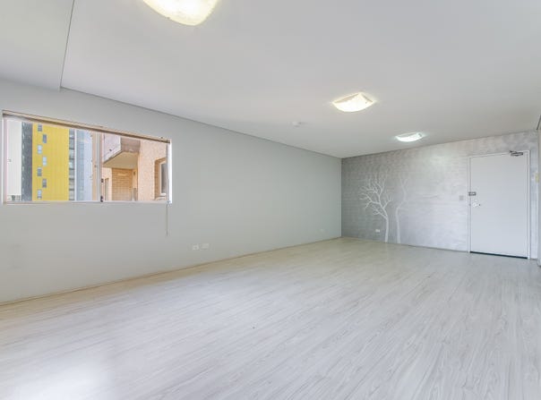 32/33-39 Lachlan Street, Warwick Farm, NSW 2170