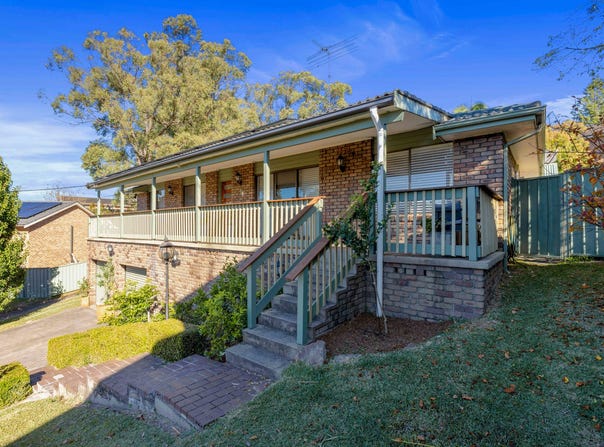 4 Bellereve Place, Leonay, NSW 2750