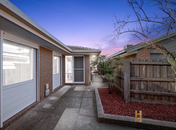 30 Strathconnon Square, Tullamarine, Vic 3043