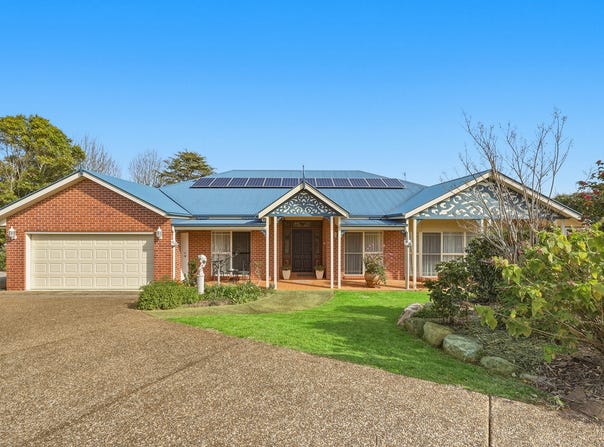 2 Sequoia Drive, Tamborine Mountain, Qld 4272