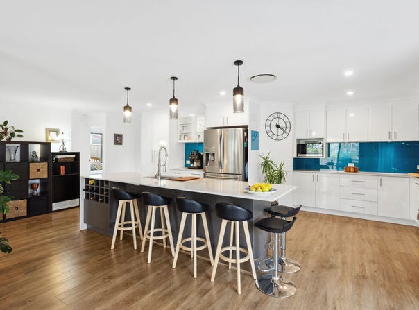 120 Hill View Terrace, St James, WA 6102