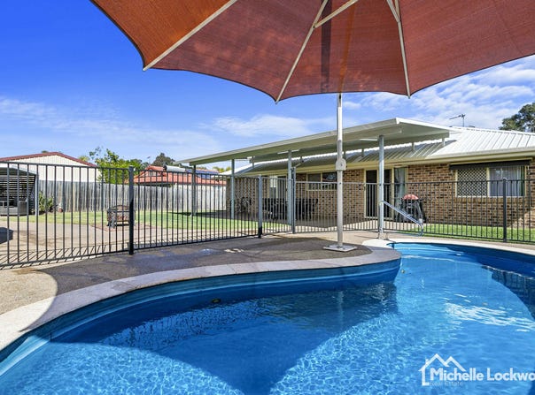 43 Bowerbird Avenue, Eli Waters, Qld 4655