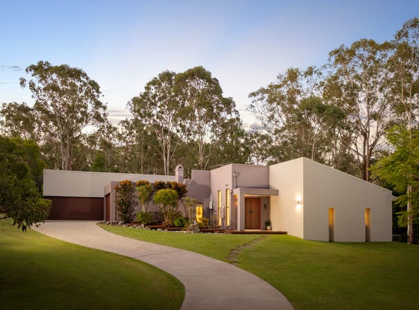 121 Bainbridge Drive, Pullenvale, Qld 4069