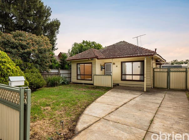16 Christie Street, Deer Park, Vic 3023