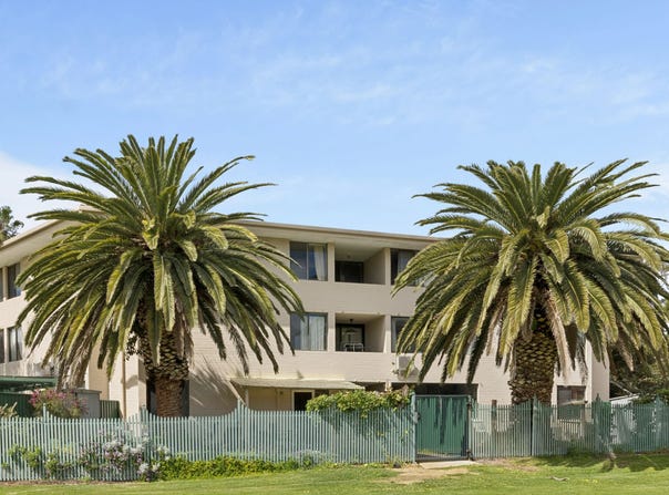 208D/25 Herdsman Parade, Wembley, WA 6014