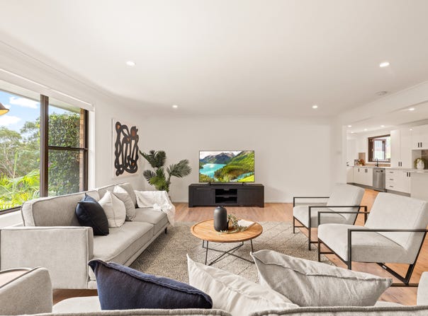 2 Moon Point Road, Illawong, NSW 2234