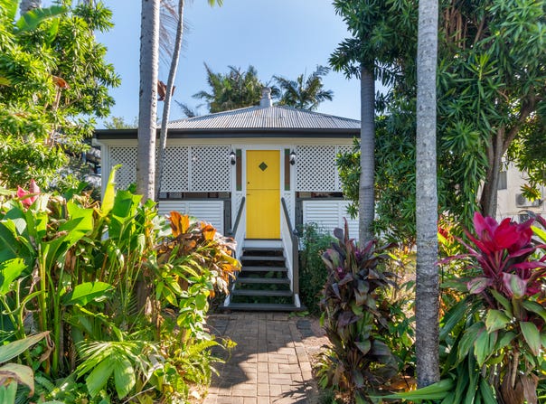 4 Seventh Avenue, South Townsville, Qld 4810