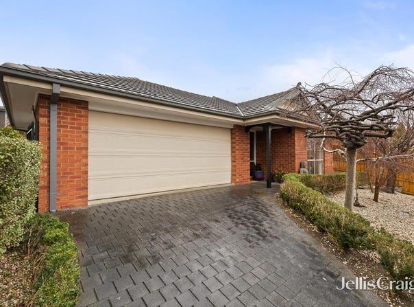 66 Murray Drive, Burwood, Vic 3125