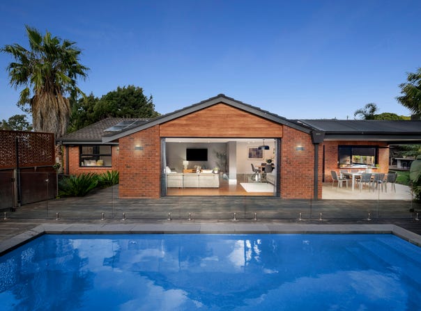 5 Danielle Close, Wheelers Hill, Vic 3150