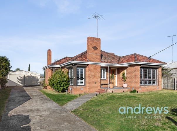 13 Elizabeth Street, St Albans Park, Vic 3219