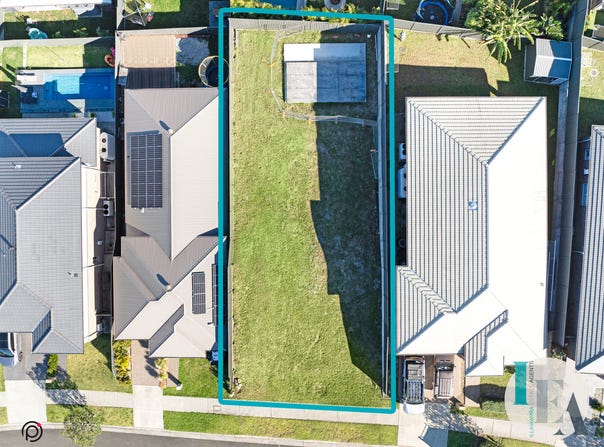 35 Flannery Drive, Calderwood, NSW 2527