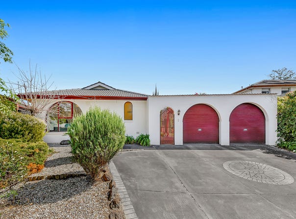4 Roycroft Close, Glen Waverley, Vic 3150