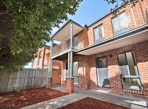 340 Anthony Rolfe Avenue, Gungahlin, ACT 2912