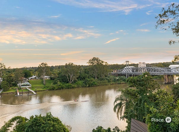19 Neulans Road, Indooroopilly, Qld 4068