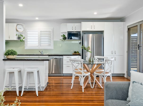 73 Gray Street, Carina, Qld 4152