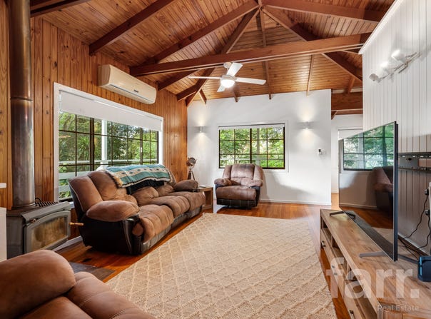 48 Luscombe Crescent, Wolffdene, Qld 4207