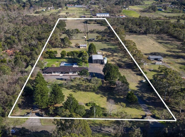 17 Maywood Road, Cranbourne South, Vic 3977