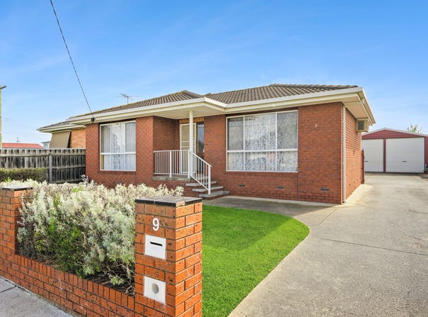 9 Almana Street, Bell Park, Vic 3215