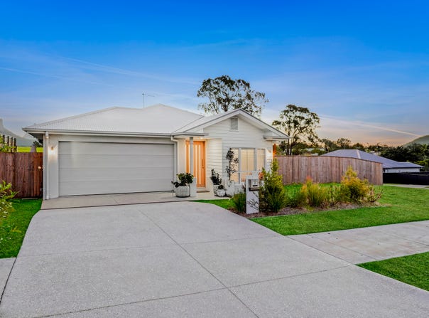 2 Goshawk Street, Glass House Mountains, Qld 4518