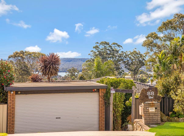 88 Ridge Street, Catalina, NSW 2536