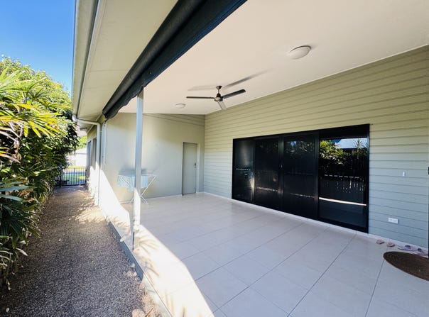 5 Clipper Ct, South Mission Beach, Qld 4852