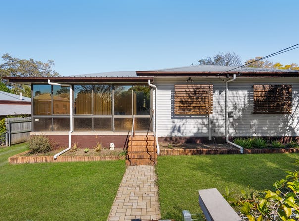 123 Jacaranda Street, North Booval, Qld 4304