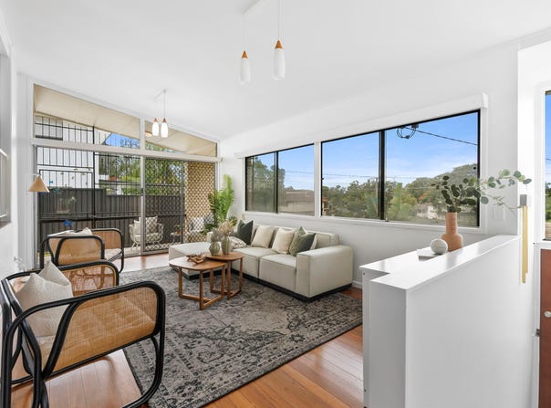 152 Trouts Road, Stafford Heights, Qld 4053