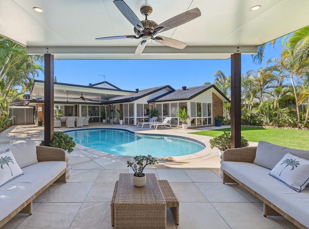 27 Ron Penhaligon Way, Robina, Qld 4226
