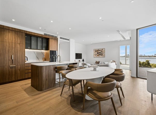 206C/55 Canning Beach Road, Applecross, WA 6153