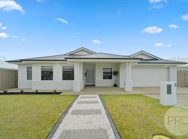 3 Denny Crescent, Gobbagombalin, NSW 2650