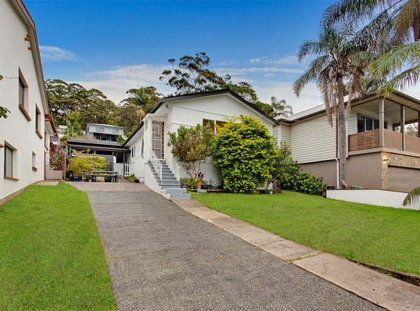 79 Gondola Road, North Narrabeen, NSW 2101