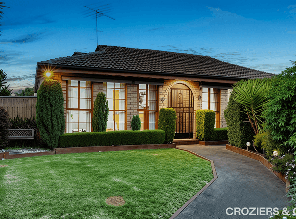 10 Ibsley Court, St Albans, Vic 3021