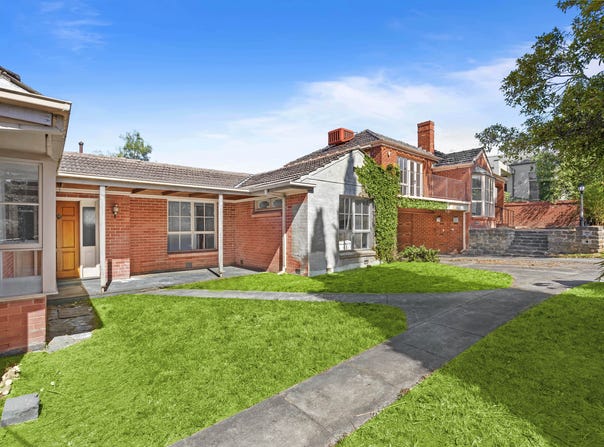 4-5 Rogerson Court, Balwyn, Vic 3103