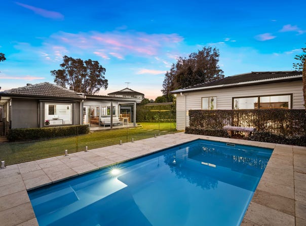 8 Wallaringa Close, Mount Colah, NSW 2079