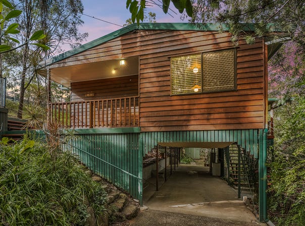 2 Indra Crescent, Karana Downs, Qld 4306